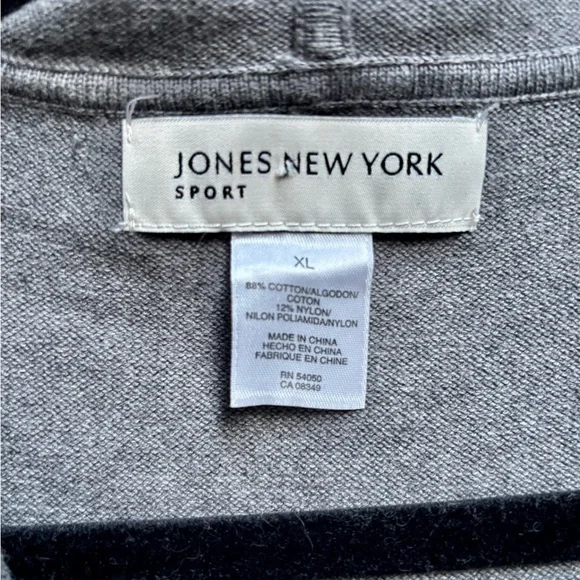 Jones New York Sport XL Gray Sweater - Picture 2 of 6